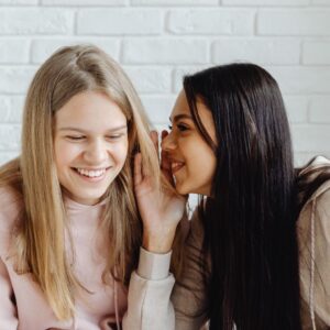 whispering girls 